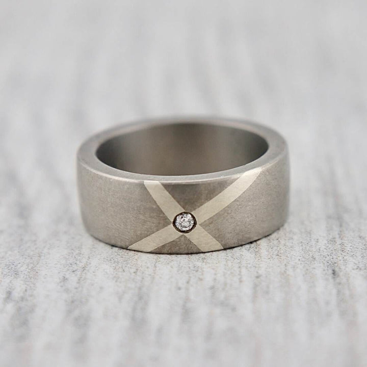Christine Dwane Bague Croix en argent, titane et diamant