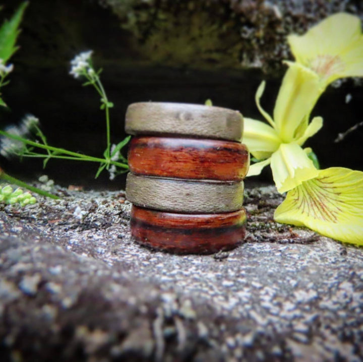 Atelier du bon bouleau Bague minimaliste en bois personnalisée