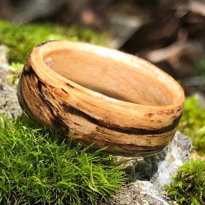 Atelier du bon bouleau Bagues Bague minimaliste en bois personnalisée