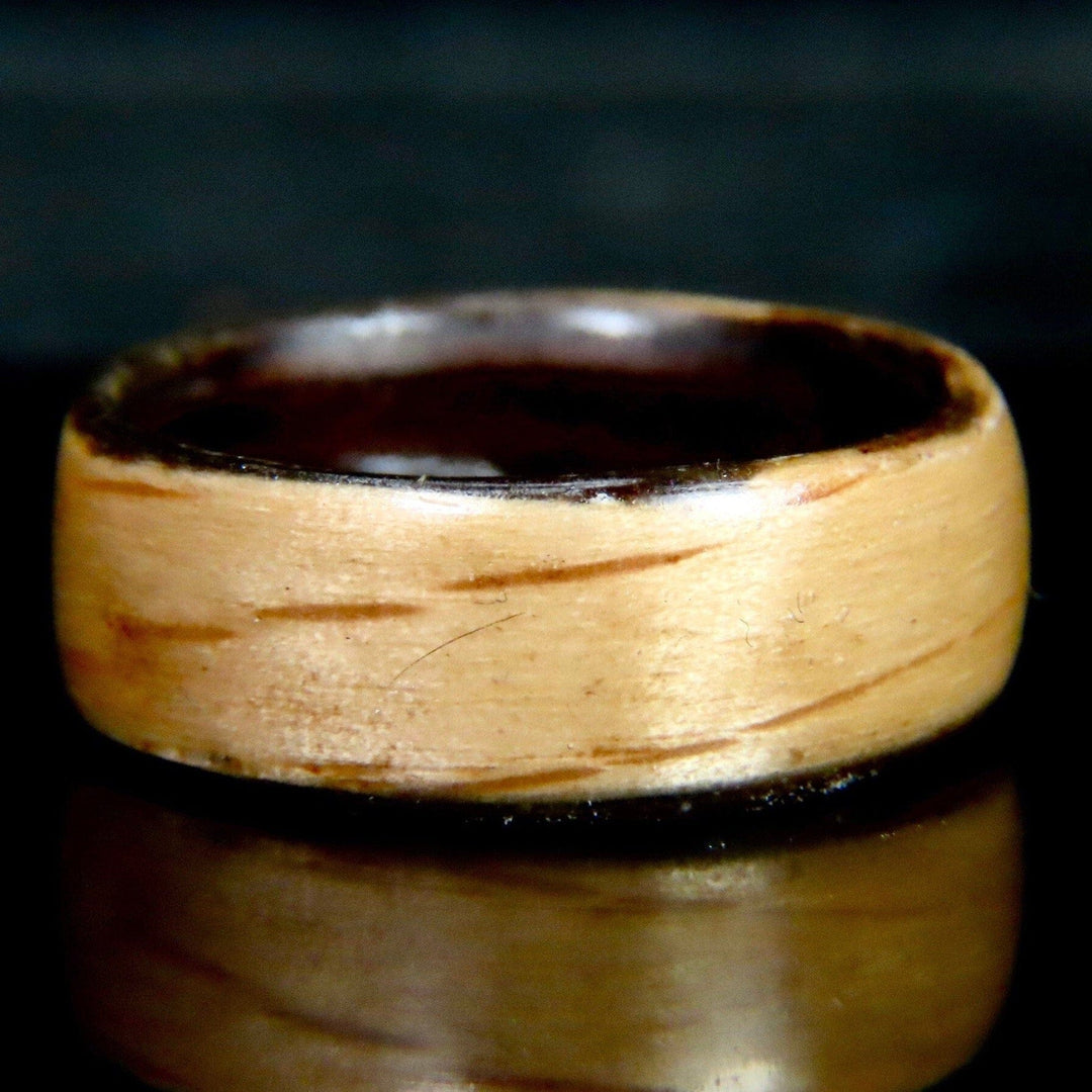 Atelier du bon bouleau Bagues Bague minimaliste en bois personnalisée