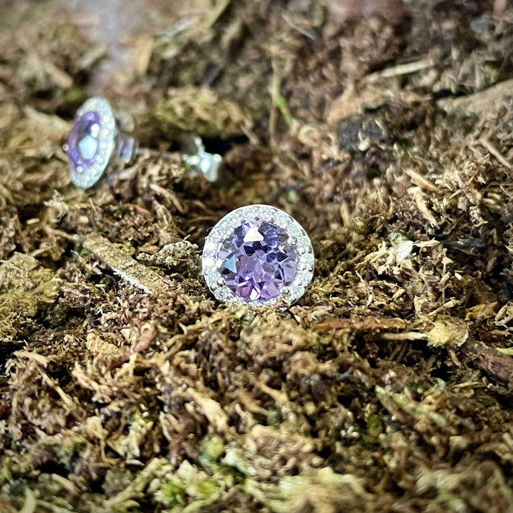 Larus Boucles d'oreilles Boucles d'oreilles en argent sterling serties d'améthystes