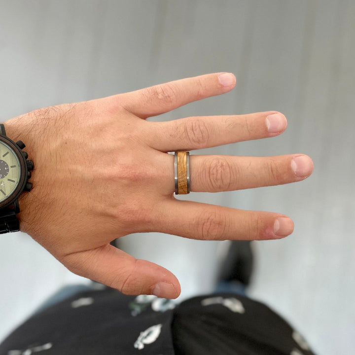 Roadtripmadewood Bagues Bague en tungstène et bois de whisky