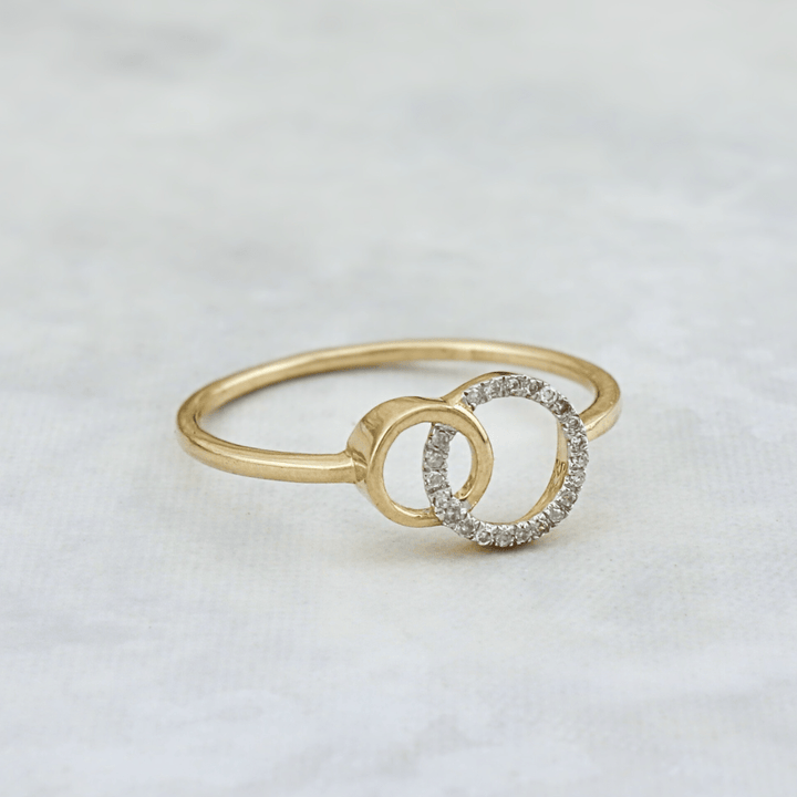 Bague Cercles et diamants en or jaune 10K - Bagues Bague Cercles en or 10K et diamants 0.05 ctw | Mathieu Blanchard Mathieu Blanchard Joaillerie