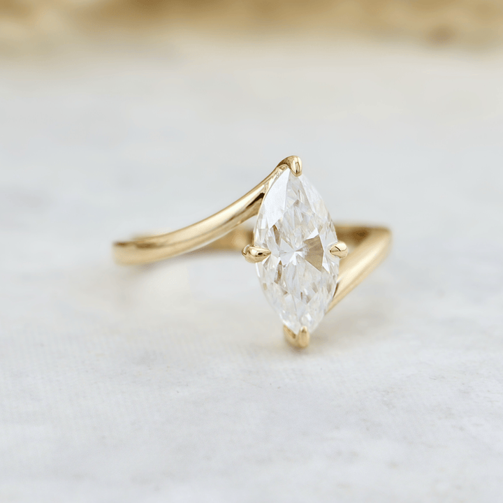 Bague Connexion Marquise Moissanite 1,5 ct Mathieu Blanchard Bagues Bague en or et moissanite marquise 1,5 ct | Mathieu Blanchard Mathieu Blanchard Joaillerie