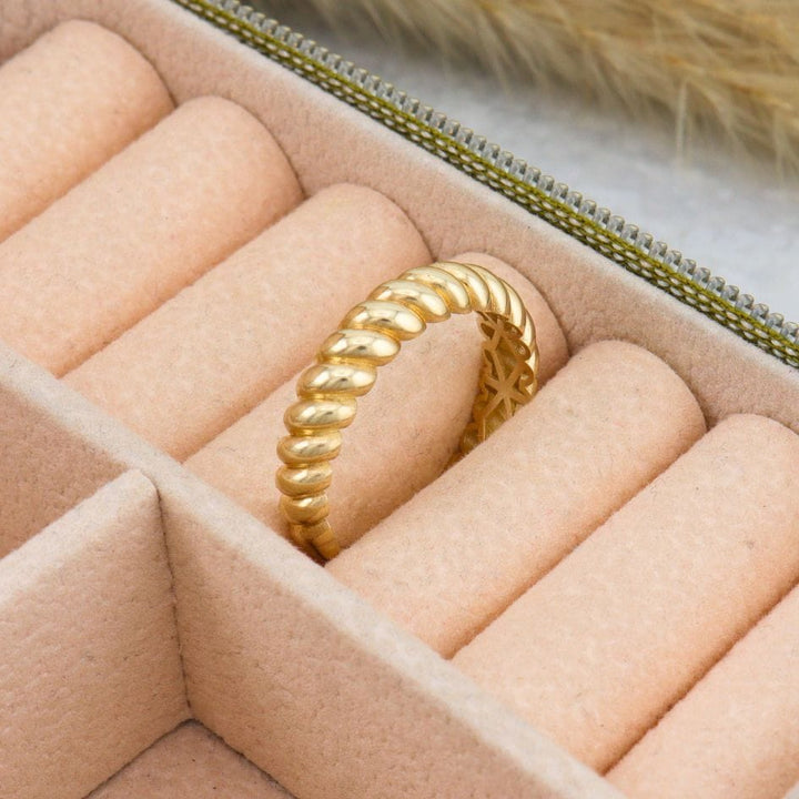 Bague Croissant en or jaune 10K - Bagues Bague Croissant en or jaune 10K | Minimaliste | Mathieu Blanchard Mathieu Blanchard Joaillerie