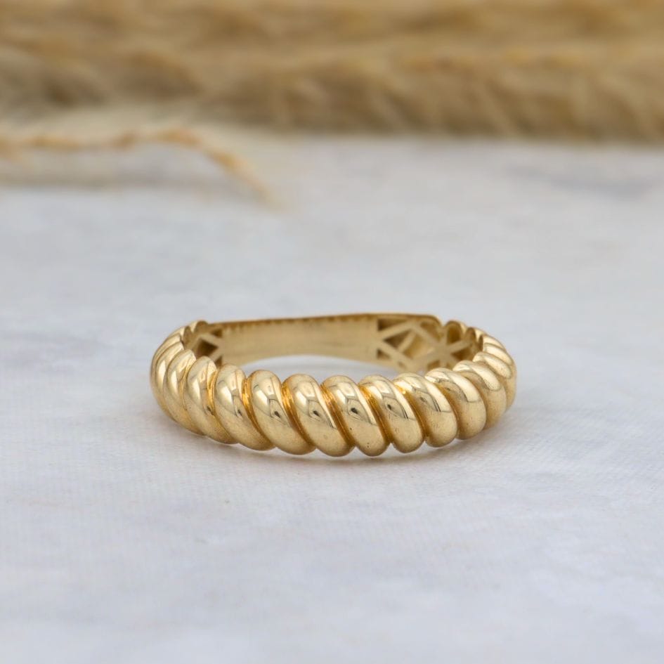 Bague Croissant en or jaune 10K - Bagues Bague Croissant en or jaune 10K | Minimaliste | Mathieu Blanchard Mathieu Blanchard Joaillerie