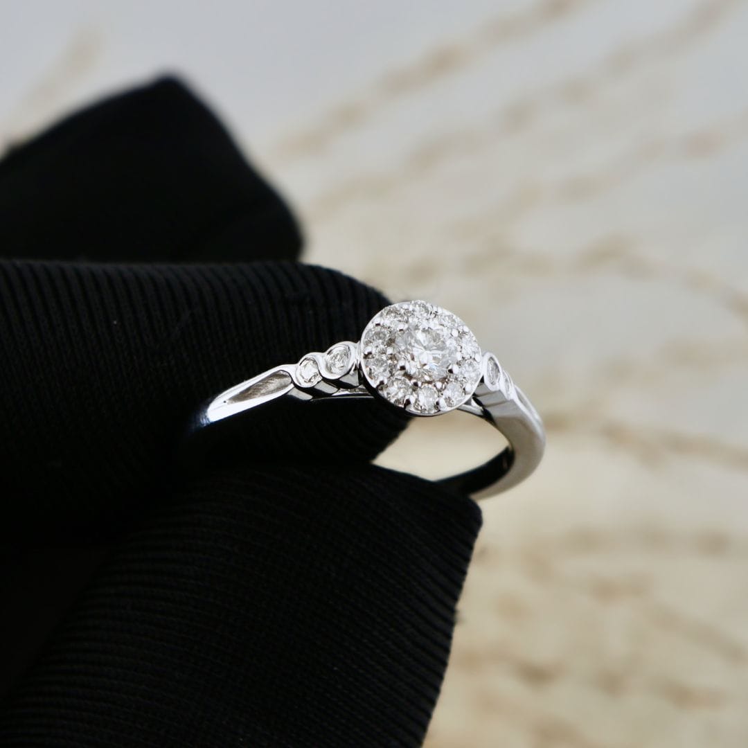 Mathieu Blanchard Bagues Bague diamant solitaire avec halo