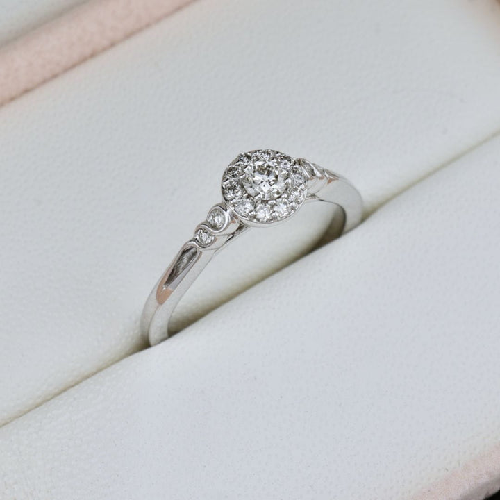 Mathieu Blanchard Bagues Bague diamant solitaire avec halo