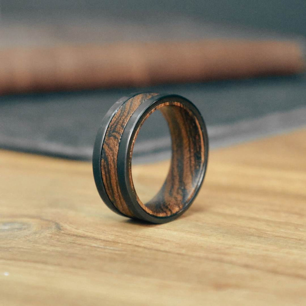 Roadtripmadewood Bagues Bague en tungstène et bois de whisky + ébène
