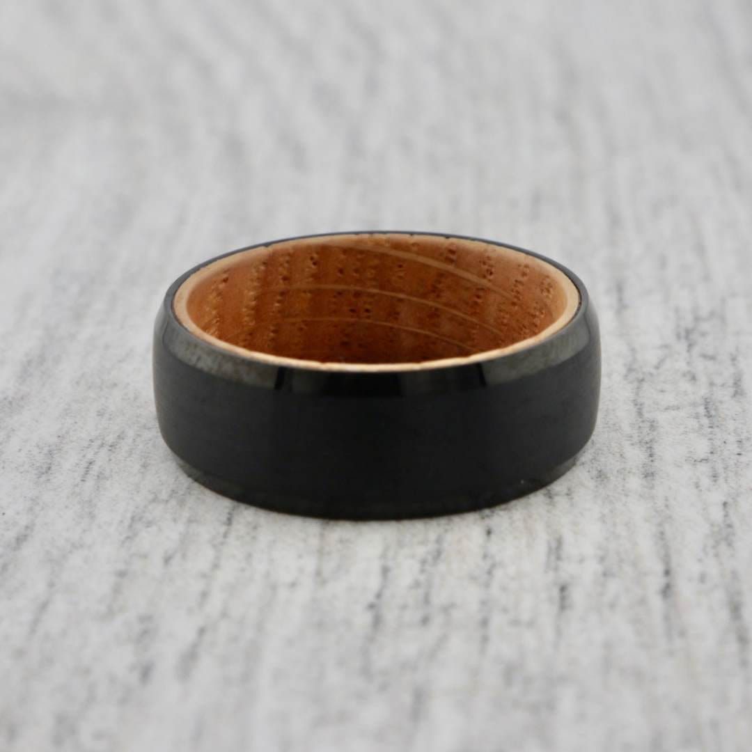 Roadtripmadewood Bagues Bague en tungstène et bois de whisky