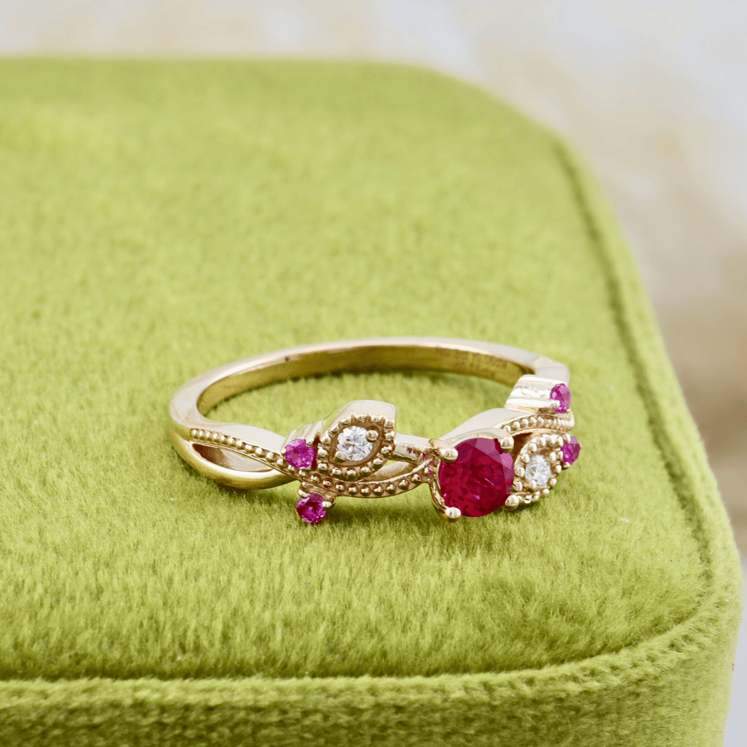 - Bagues Bague Enchanteresse en Diamants et Rubis