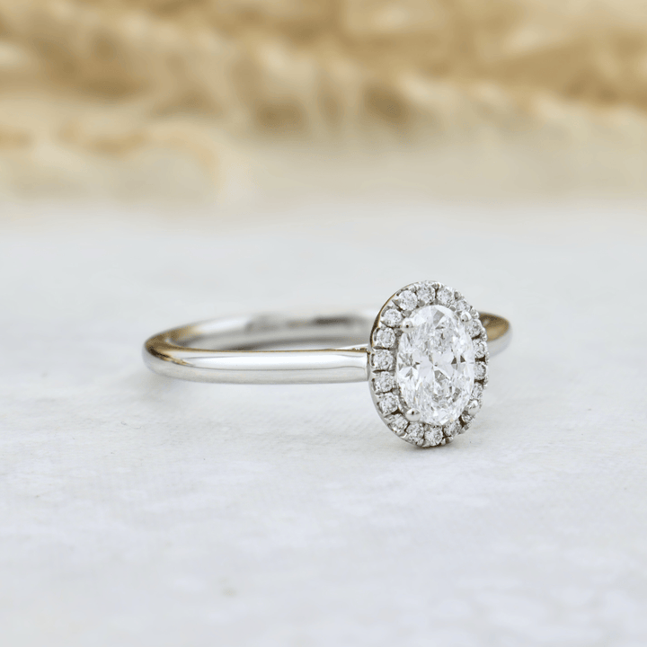 Mathieu Blanchard Bagues Bague Halo Oval en or 14K - 18K ou platine et diamants 0,6 ctw