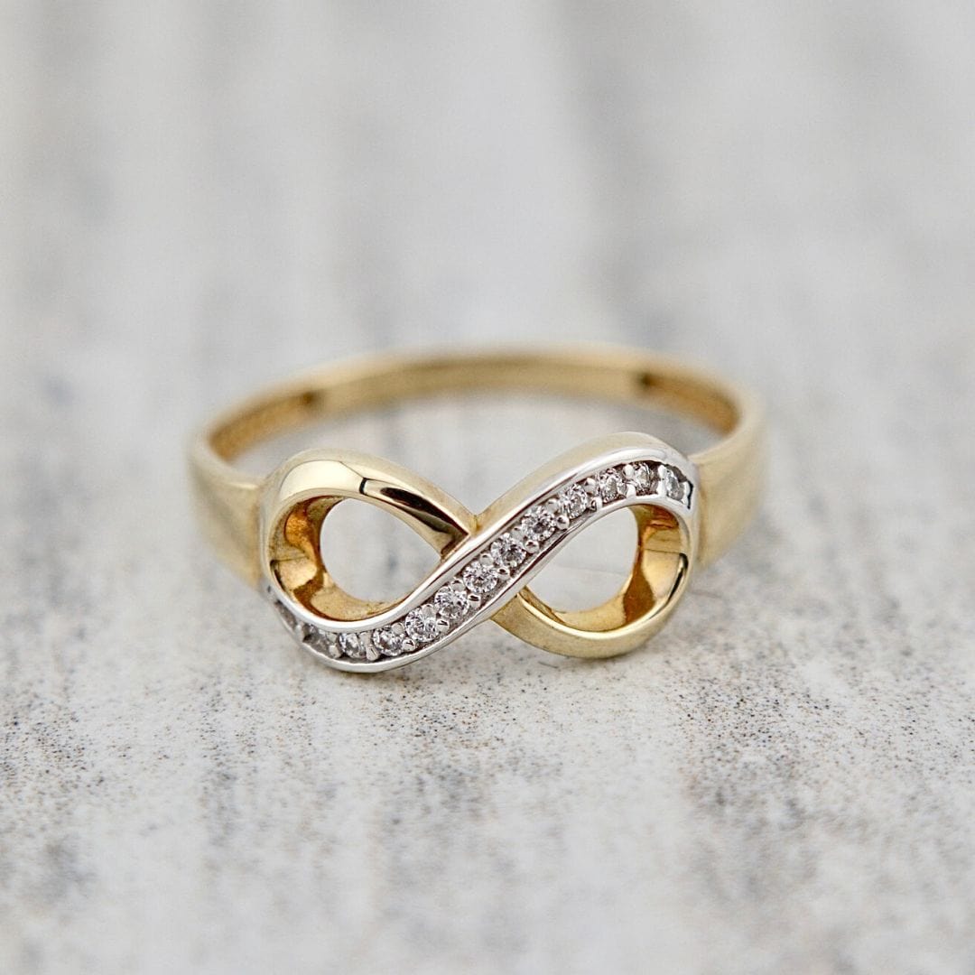 RPM Bagues Bague infini en or jaune ou blanc 10K