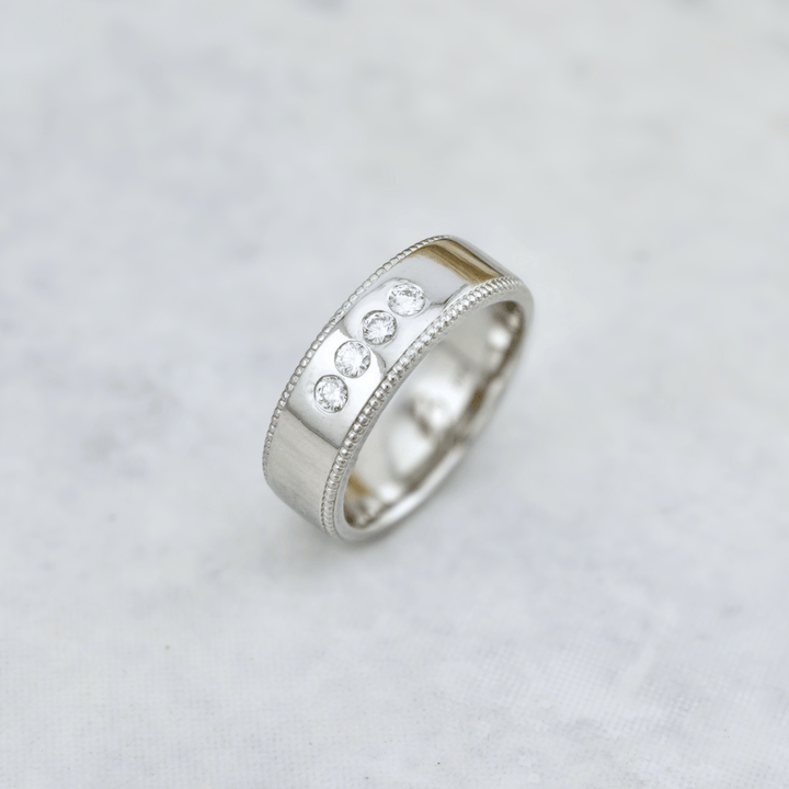 Bague Jonc Milgrain et Diamants Mathieu Blanchard Bagues Jonc de fiançailles en or 14K - 18K et 3 diamants| Mathieu Blanchard Mathieu Blanchard Joaillerie