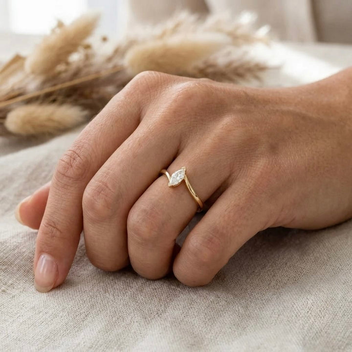 Bague Marquise et diamant 0,3 ct Mathieu Blanchard Bagues Bague Marquise en or 14K et diamant marquise 0,3ct | Mathieu Blanchard Mathieu Blanchard Joaillerie