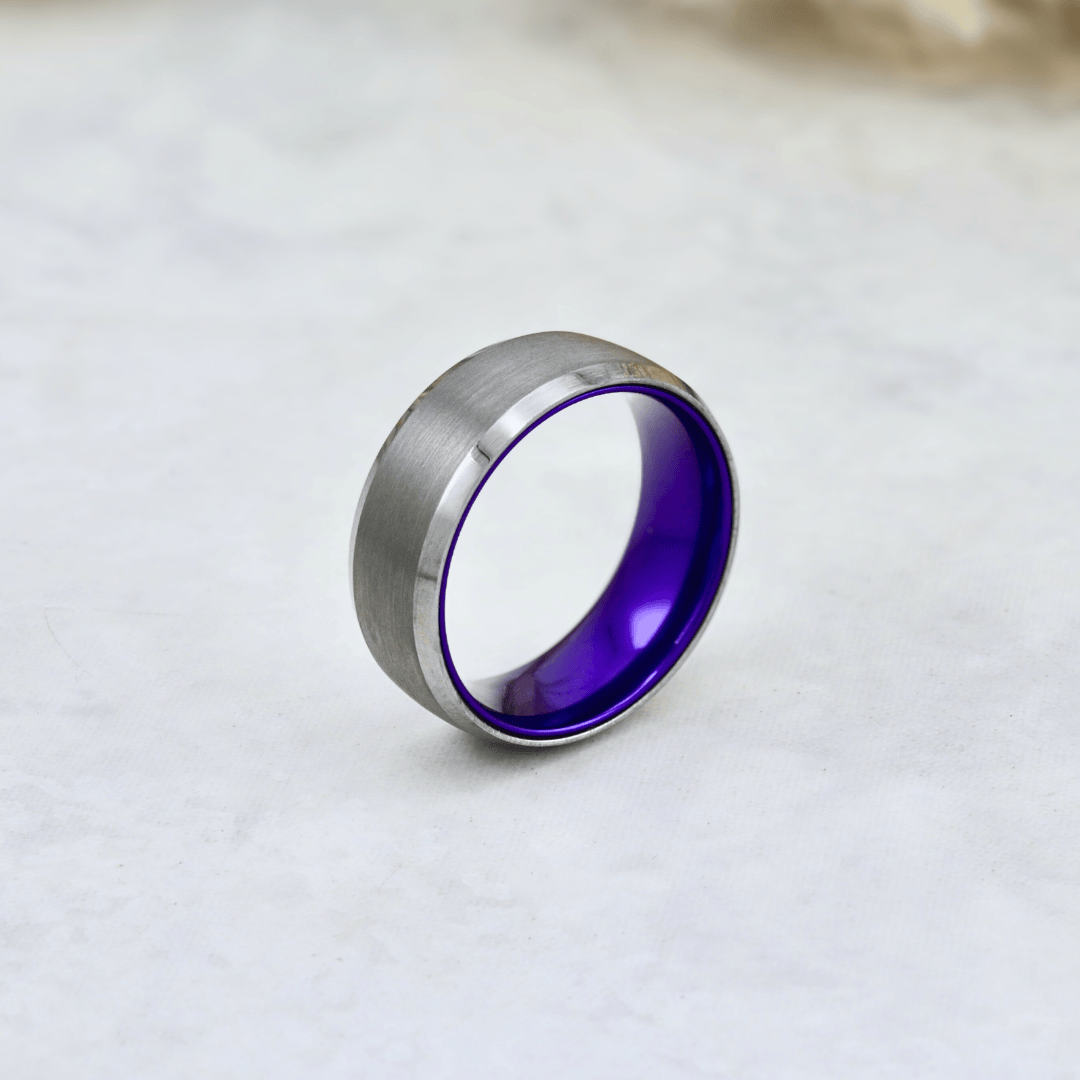 Bague Mauve Électrique en tungstène Roadtripmadewood Bagues Bague Mauve Électrique en tungstène | Mathieu Blanchard® Mathieu Blanchard Joaillerie
