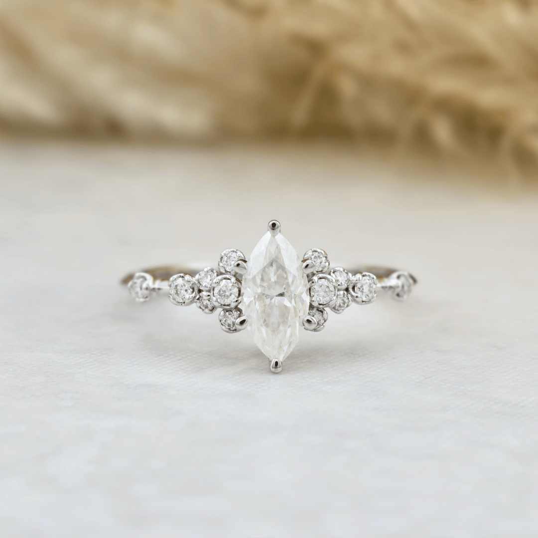 Bague Nuage Marquise Moissanites Mathieu Blanchard Bagues Solitaire Moissanite Marquise 0,5ct en or 10K ou 925 | Mathieu Blanchard Mathieu Blanchard Joaillerie