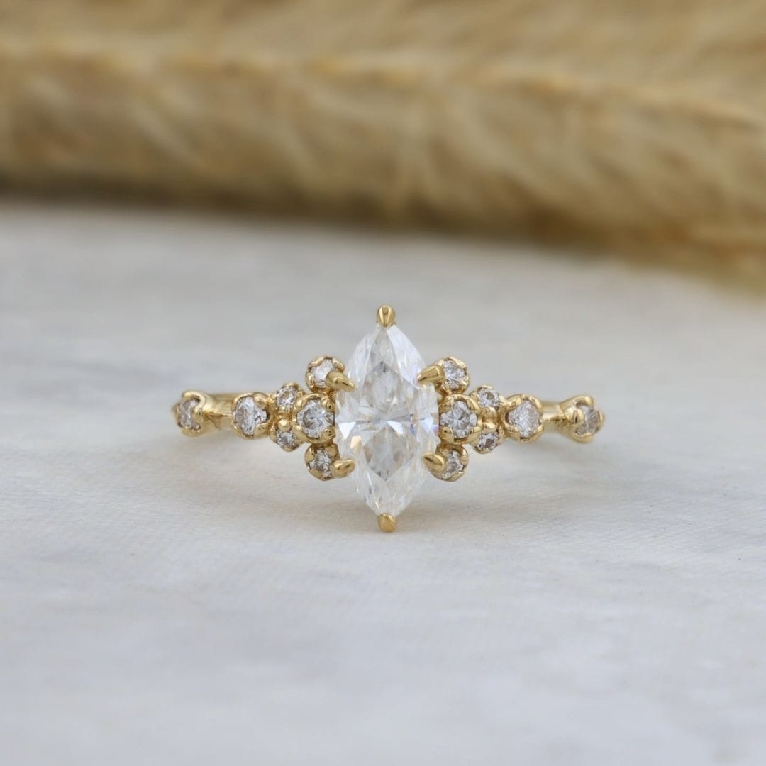Bague Nuage Marquise Moissanites Mathieu Blanchard Bagues Solitaire Moissanite Marquise 0,5ct en or 10K ou 925 | Mathieu Blanchard Mathieu Blanchard Joaillerie