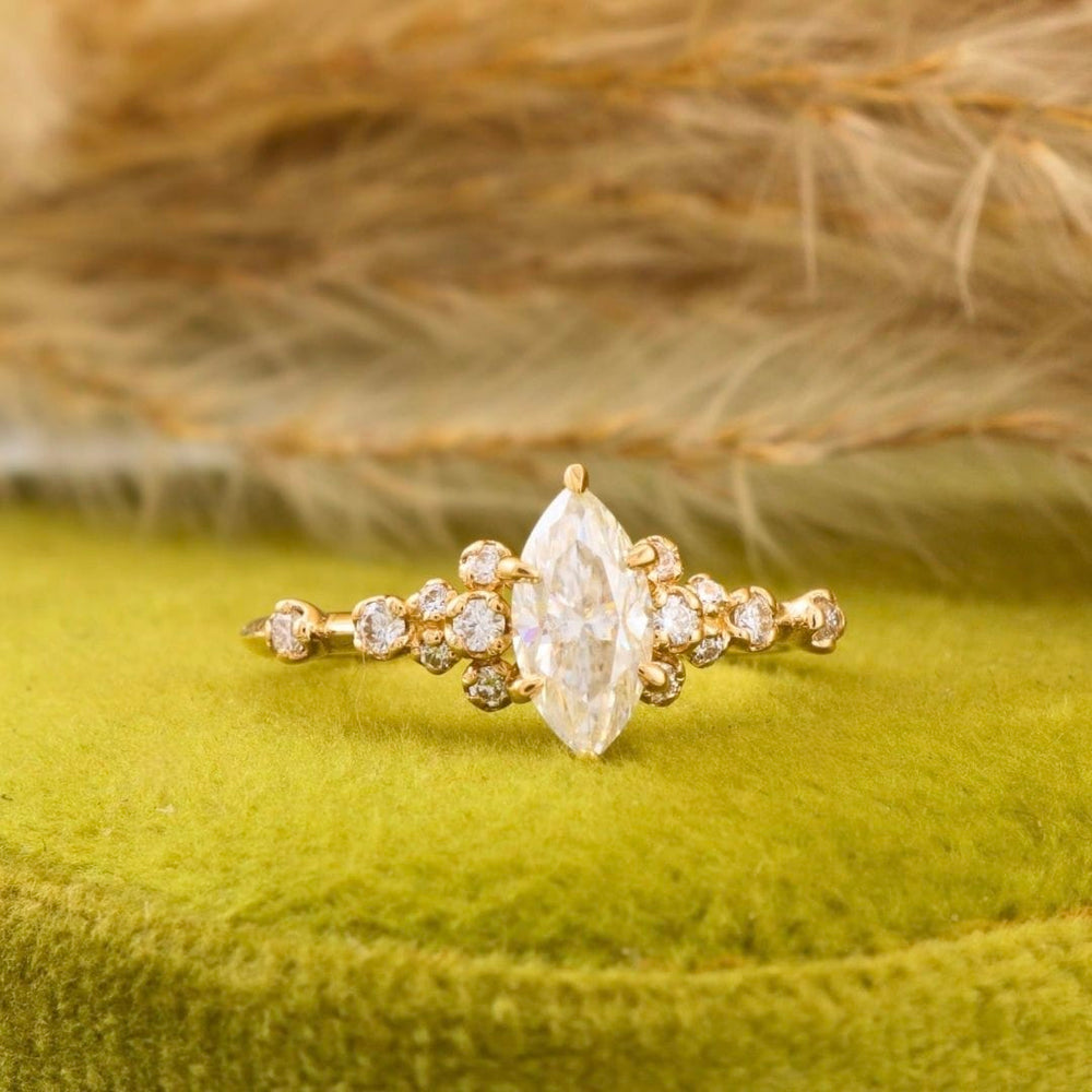 Bague Nuage Marquise Moissanites Mathieu Blanchard Bagues Solitaire Moissanite Marquise 0,5ct en or 10K ou 925 | Mathieu Blanchard Mathieu Blanchard Joaillerie
