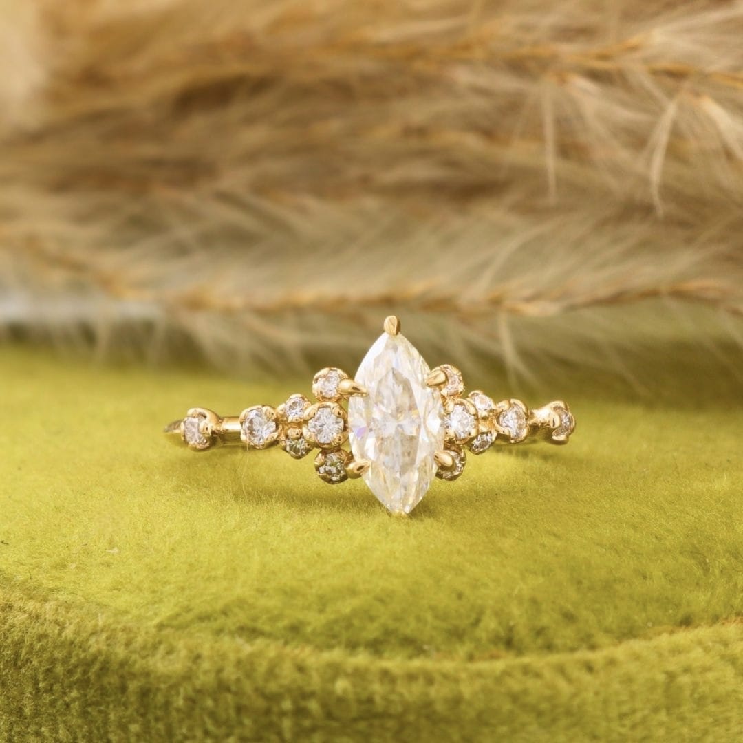 Bague Nuage Marquise Moissanites Mathieu Blanchard Bagues Solitaire Moissanite Marquise 0,5ct en or 10K ou 925 | Mathieu Blanchard Mathieu Blanchard Joaillerie