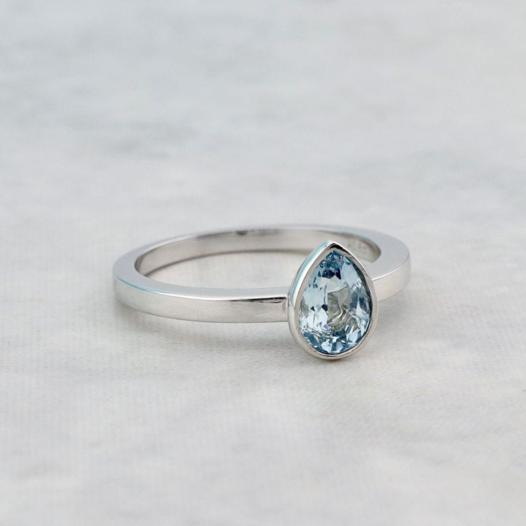 Bague Poire et aigue marine Mathieu Blanchard Bagues Bague en or 14K  - 18K et aigue-marine AAA | Mathieu Blanchard Mathieu Blanchard Joaillerie