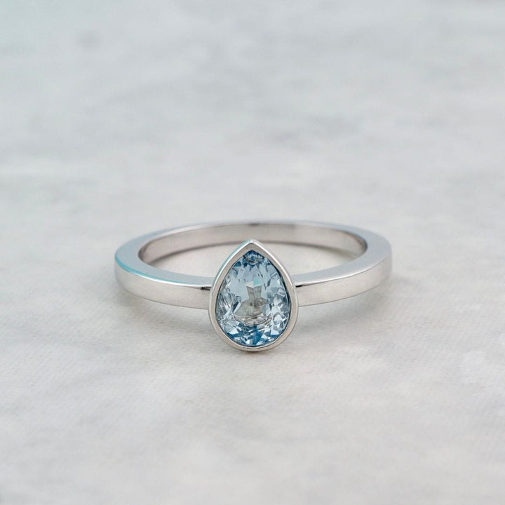 Bague Poire et aigue marine Mathieu Blanchard Bagues Bague en or 14K  - 18K et aigue-marine AAA | Mathieu Blanchard Mathieu Blanchard Joaillerie
