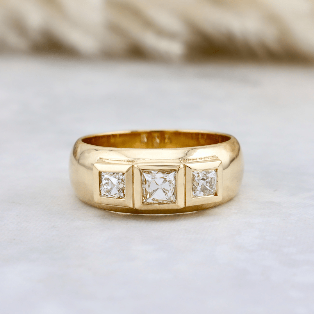 Bague Princesse et diamants Mathieu Blanchard Bagues Bague sur mesure - Diamants Princesse en or 18K | Mathieu Blanchard Mathieu Blanchard Joaillerie