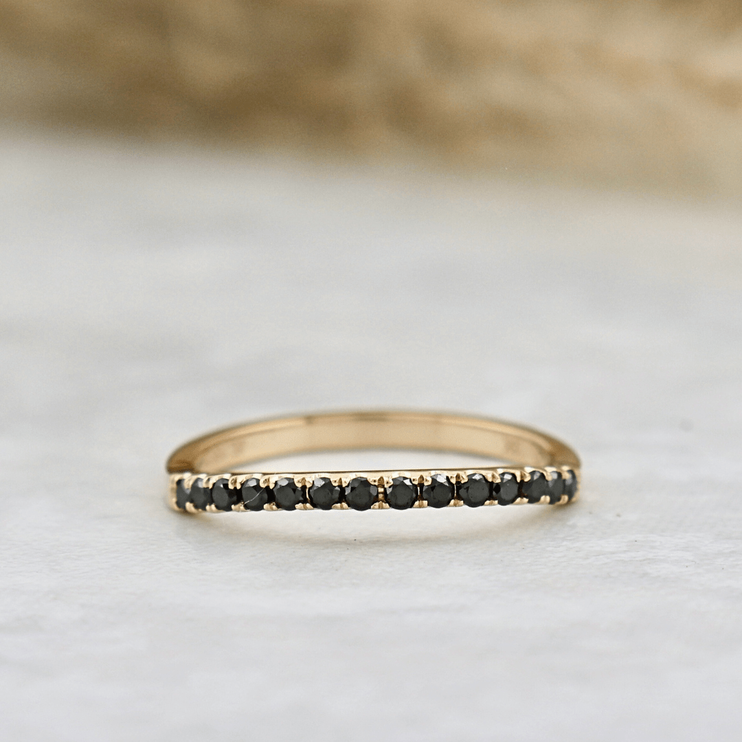 Bague Semi-éternité courbe et diamants noirs Mathieu Blanchard Bagues Bague de contour en or 14K - 18K ou platine et diamants noirs | Mathieu Blanchard Joaillerie Mathieu Blanchard Joaillerie