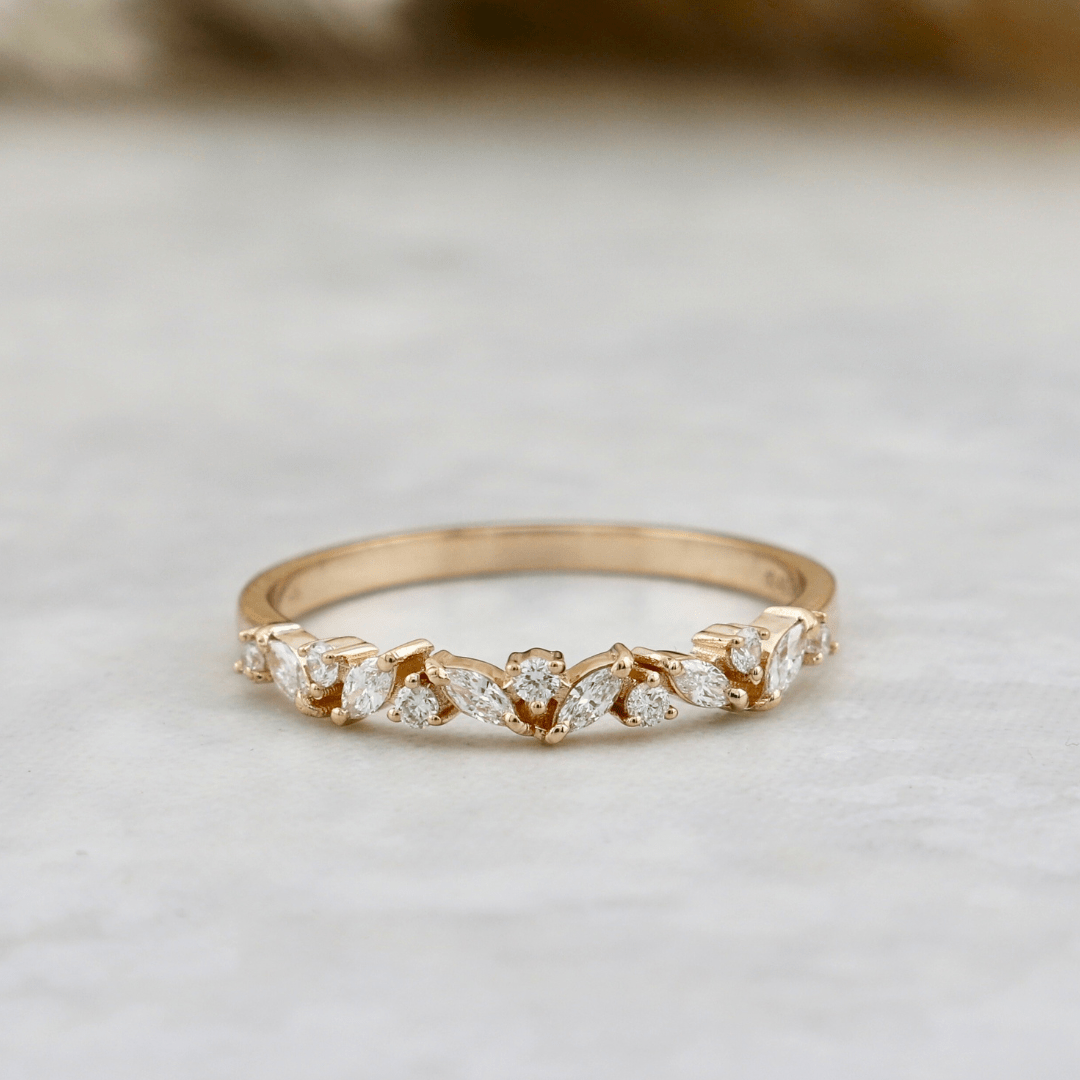 Mathieu Blanchard Bagues Bague semi-éternité Marquise en or 14K et diamants