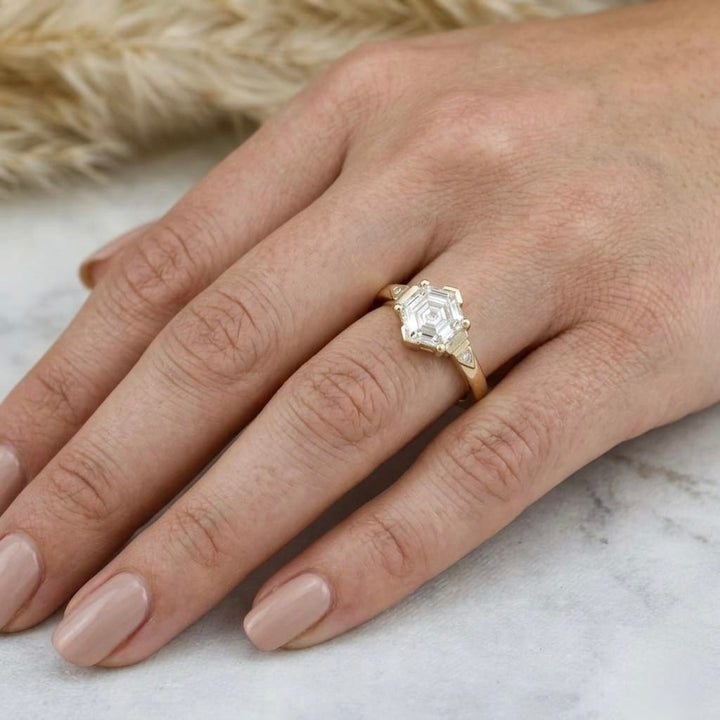 Mathieu Blanchard Bagues Bague Solitaire Diamant Hexagone 1 ct