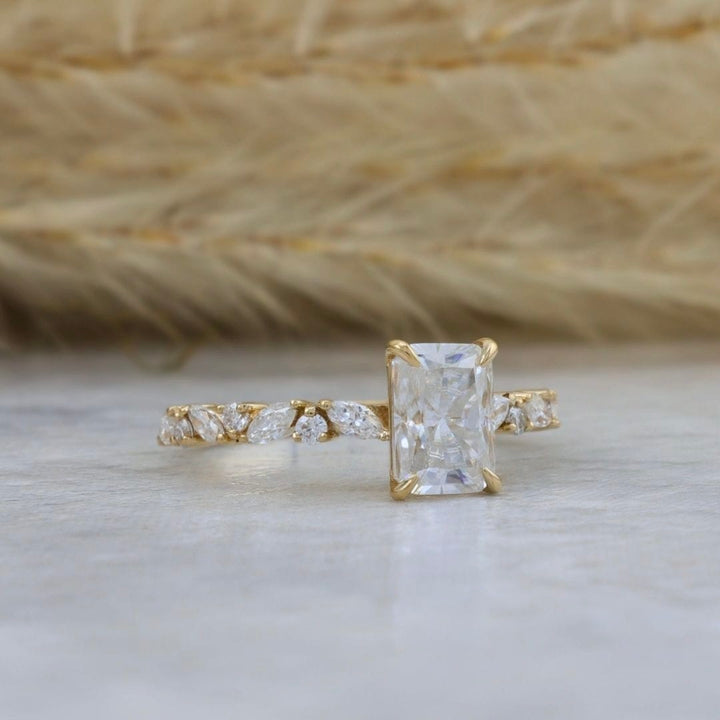 Mathieu Blanchard Bagues Bague solitaire - Diamant Radiant &amp; Marquise
