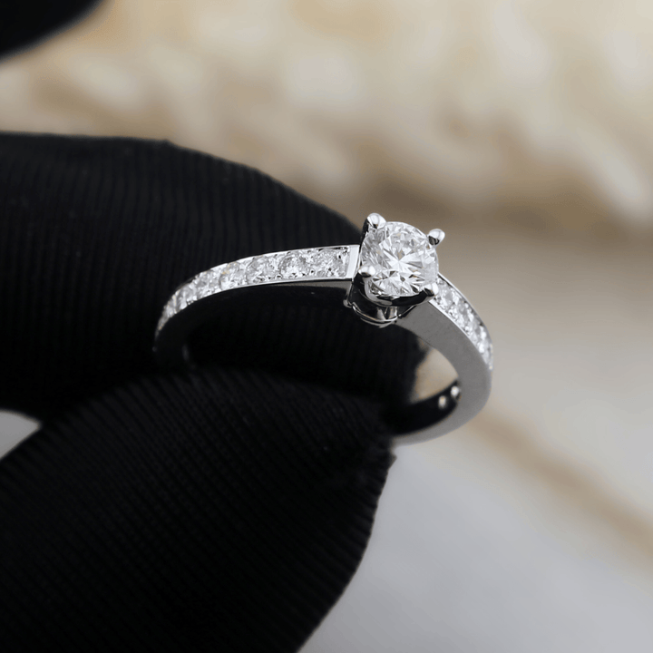 Mathieu Blanchard Bagues Bague solitaire diamants 0.74 ctw