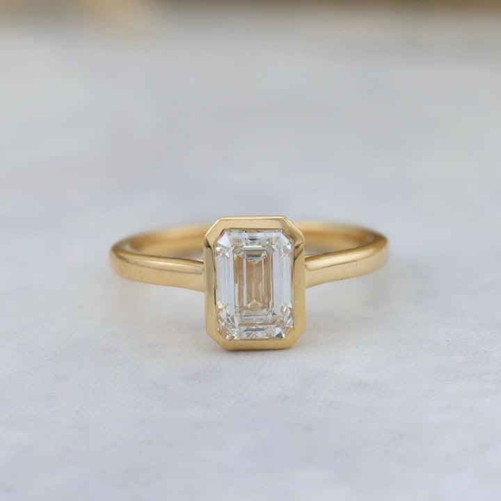 Bague solitaire Émeraude diamant 1 ct Mathieu Blanchard Bagues Bague solitaire Émeraude diamant 1 ct | Mathieu Blanchard Mathieu Blanchard Joaillerie