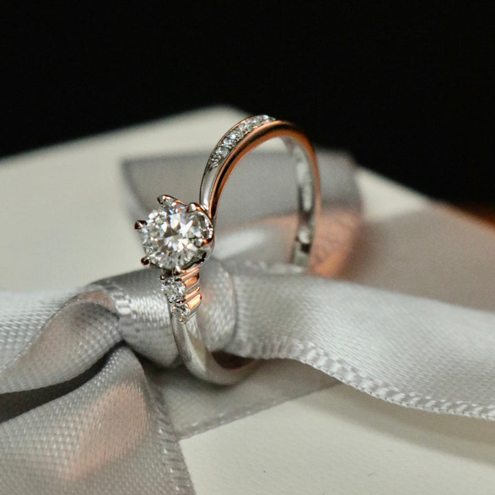 Mathieu Blanchard Bagues Bague solitaire en or 10K et moissanites