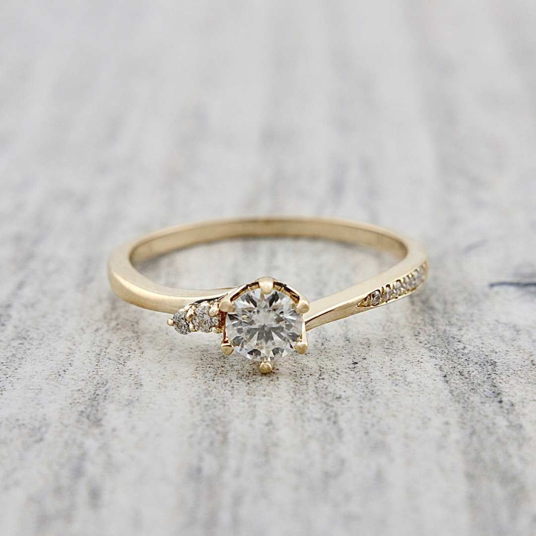 Mathieu Blanchard Bagues Bague solitaire en or 10K et moissanites