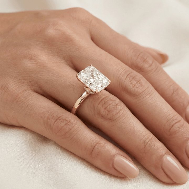 Mathieu Blanchard Bagues Bague Solitaire Halo Diamant Radiant 3,8 ct