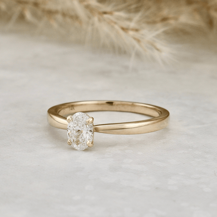 Bague solitaire Ovale 0,5 ct Mathieu Blanchard Bagues Bague Solitaire en or 14K - 18K et diamant oval 0,5ct | Mathieu Blanchard Mathieu Blanchard Joaillerie