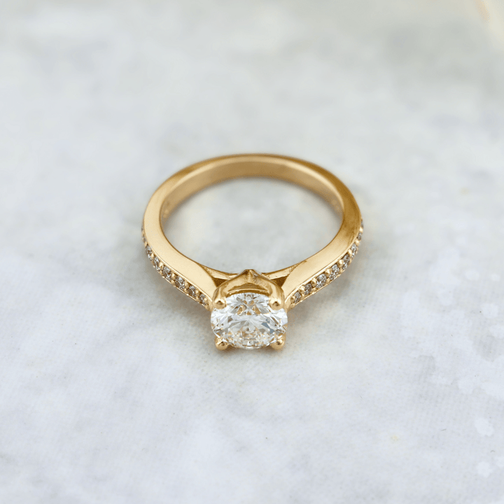Bague solitaire Pavé et diamant 1 ct Mathieu Blanchard Bagues Bague de fiançailles solitaire pavée - 1ct | Mathieu Blanchard Mathieu Blanchard Joaillerie