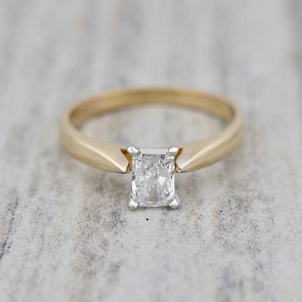 Mathieu Blanchard Bagues Bague solitaire Radiant en or 14K et diamant