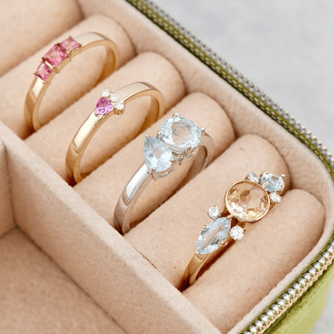 Bague Toi&amp;Moi et topaze en or blanc 14K Mathieu Blanchard Bagues Bague Toi&amp;Moi en or 14K et topaze bleu  1,745 ctw   | Mathieu Blanchard Joaillerie Mathieu Blanchard Joaillerie