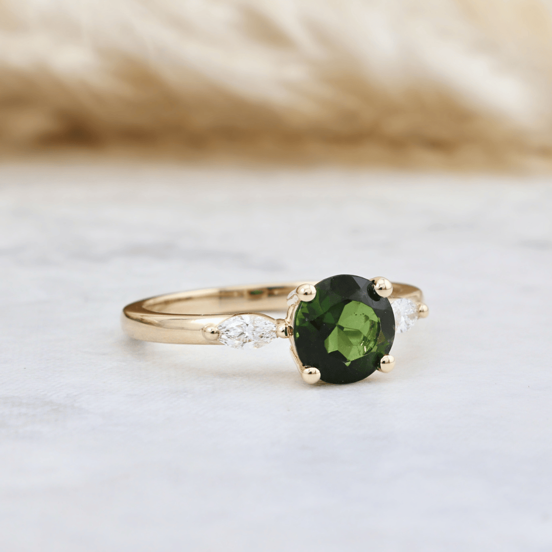 Bague Tourmaline et Diamants Mathieu Blanchard Bagues Bague sur mesure Tourmaline verte et Diamants | Mathieu Blanchard Mathieu Blanchard Joaillerie