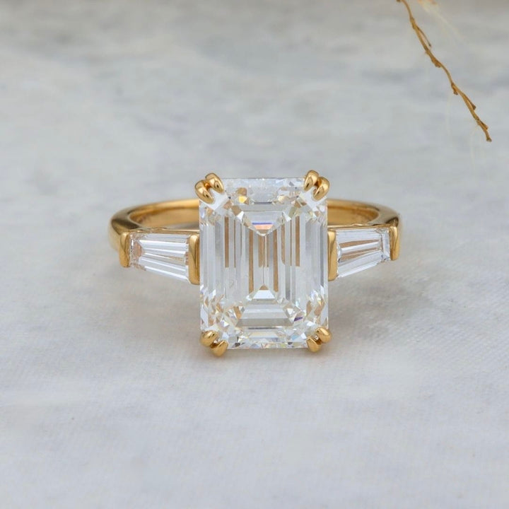 Mathieu Blanchard Bagues Bague Trapèze - Diamant Émeraude 6 ct