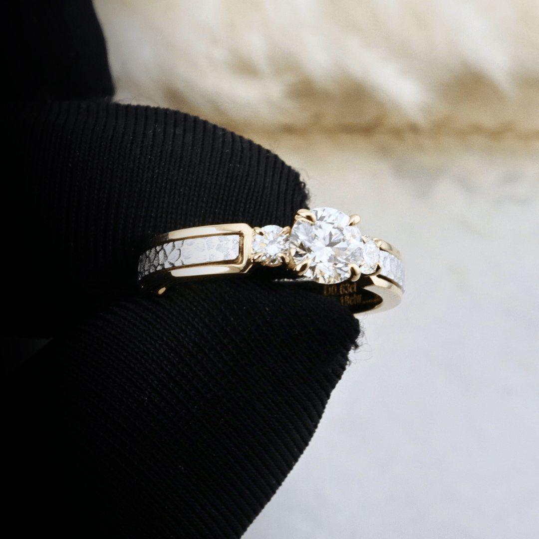 Mathieu Blanchard Bagues Bague Trilogie Martelée à diamants 0,81 CTW