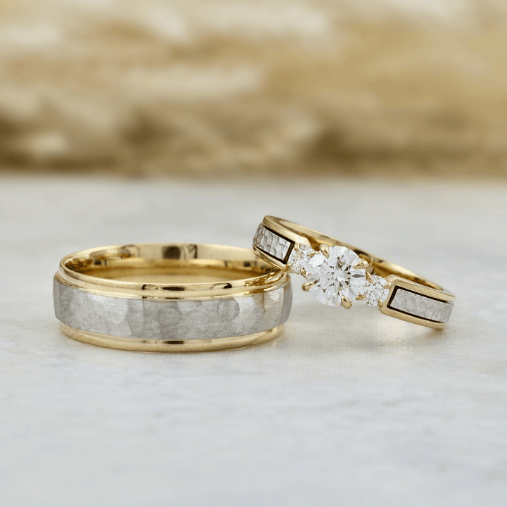 Bague Trilogie Martelée à diamants 0,81 CTW Mathieu Blanchard Bagues Bague de fiançailles trilogie martelée diamants 0,81 CTW sur mesure Mathieu Blanchard Joaillerie