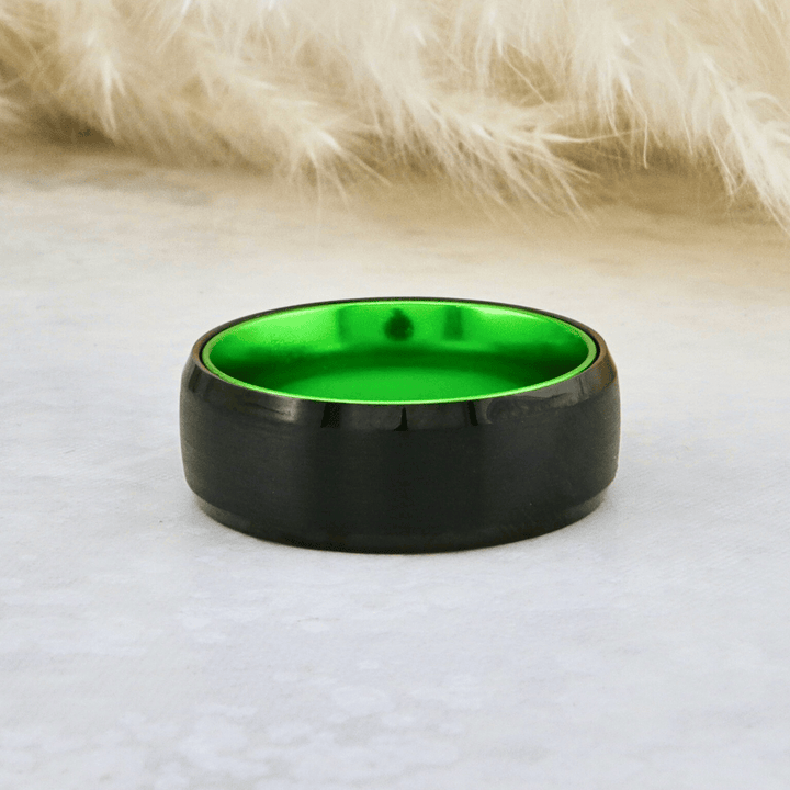 Bague Verte Électrique en tungstène Roadtripmadewood Bagues Bague Verte Électrique &amp; Noire en tungstène | Mathieu Blanchard® Mathieu Blanchard Joaillerie