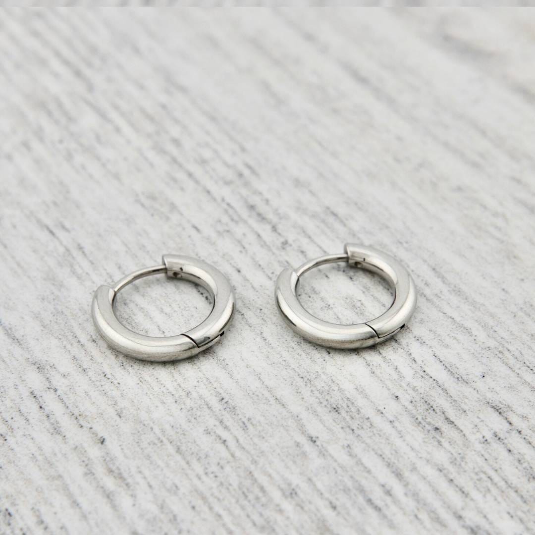 Mathieu Blanchard Boucles d'oreilles Boucles d'oreilles anneaux simple en acier