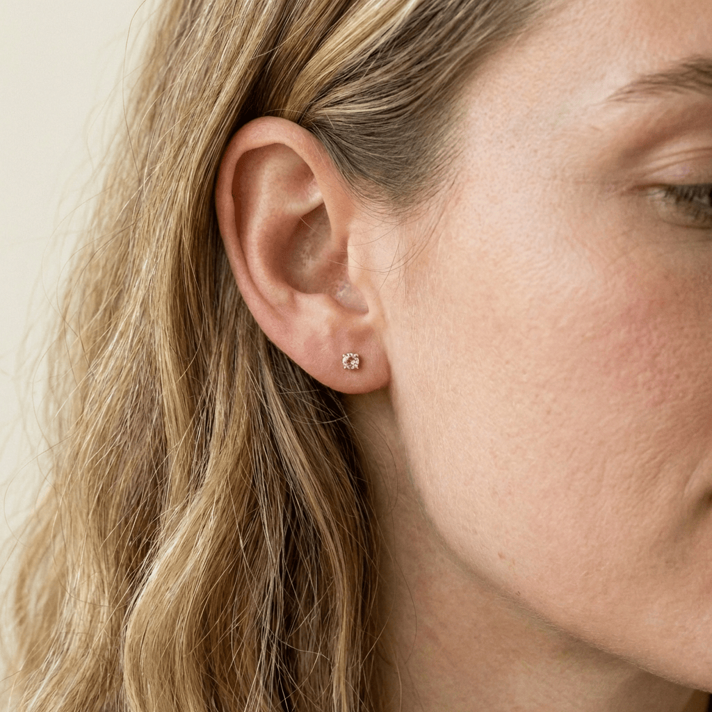 Mathieu Blanchard Boucles d'oreilles Boucles d'oreilles Classiques en or jaune 14K et saphirs