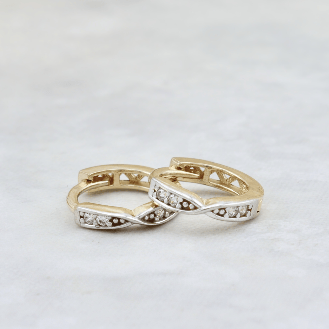 - Boucles d'oreilles Boucles d'oreilles huggies Mini boucle en or 10K