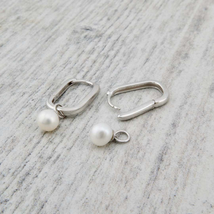 Mathieu Blanchard Boucles d'oreilles Boucles d'oreilles Huggies Perles en argent sterling