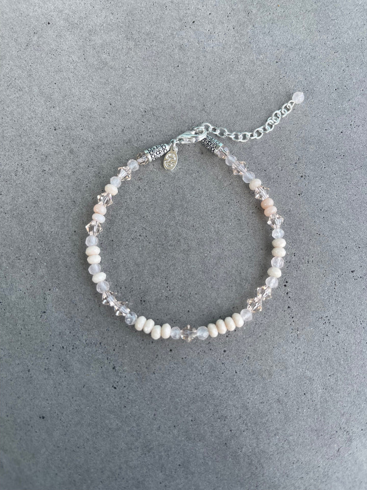 Caroline Néron Bracelets Bracelet Bella en argent sterling et quartz rose